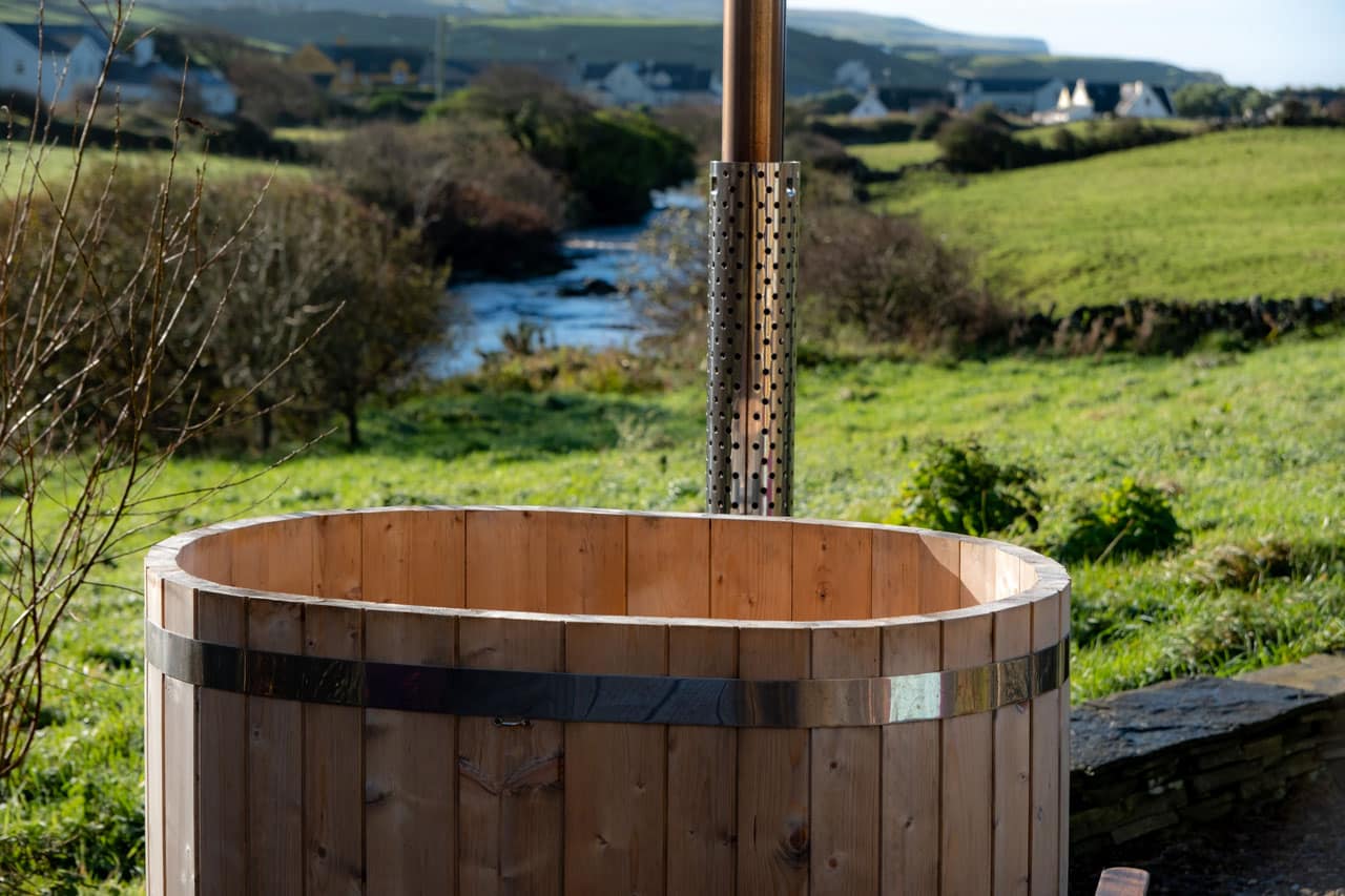 Luxury Glamping for couples with hot tub